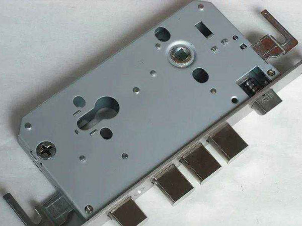 淳化24小时上门开锁公司